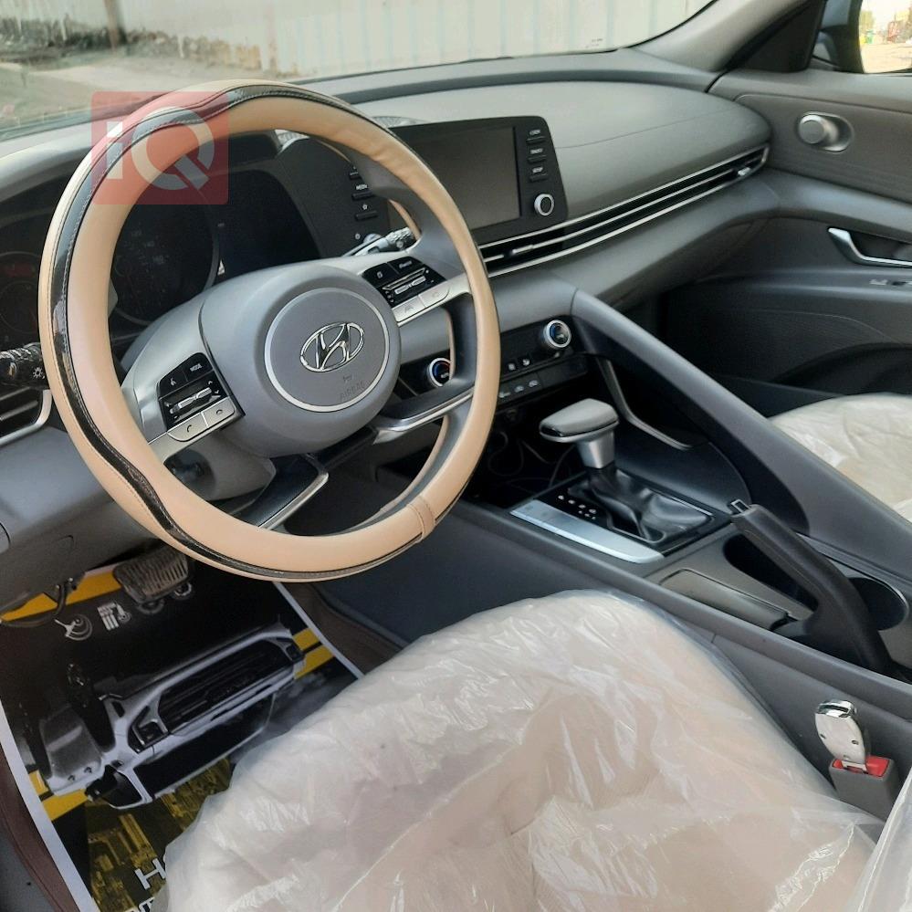 هیوندای ئەلەنترا